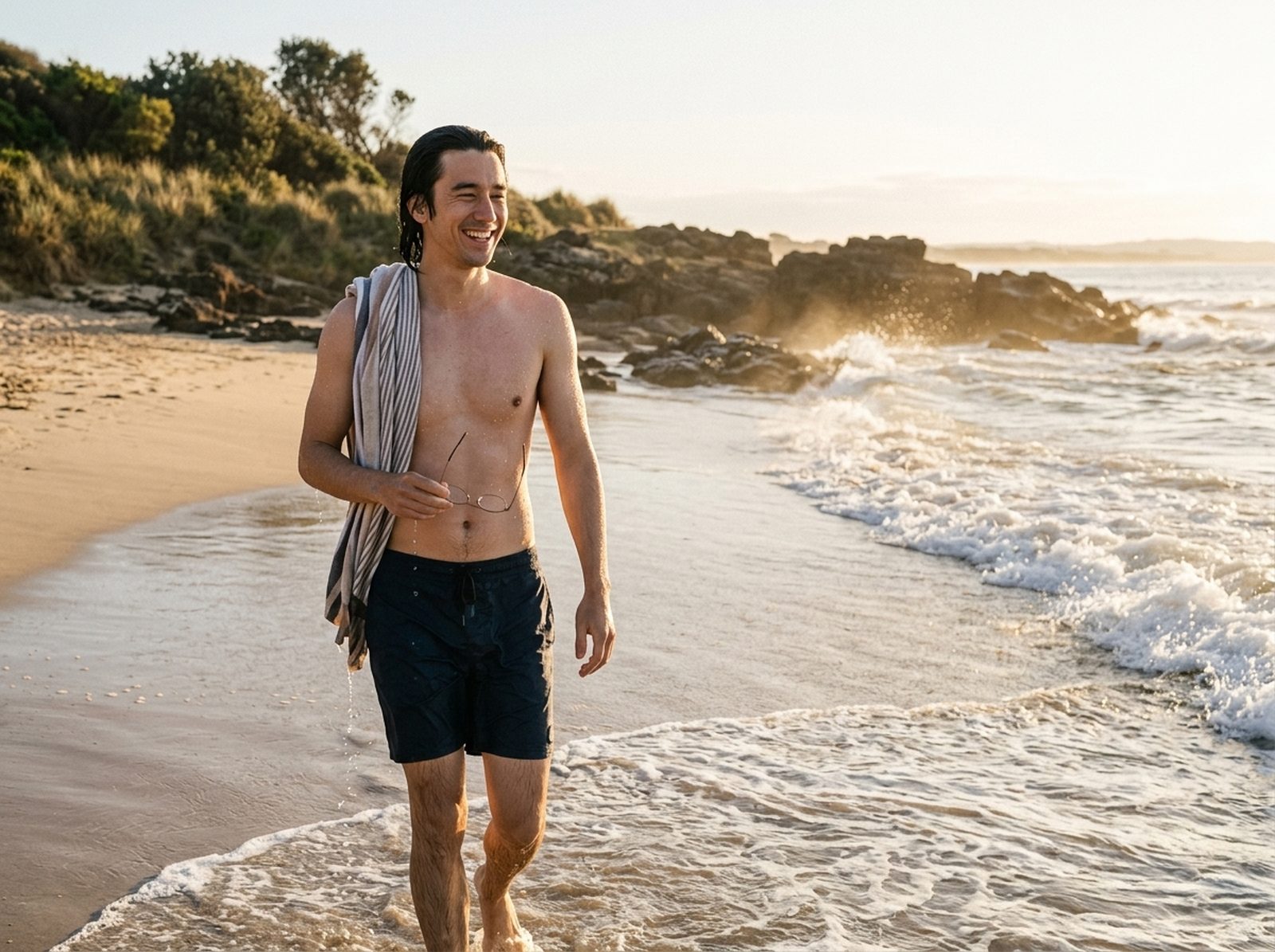 Otto on an empty beach early on a Saturday